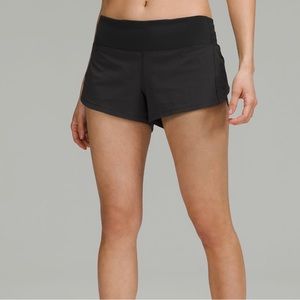 Lululemon speed up low rise 2.5” shorts like new
